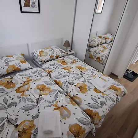 아파트 Apartman 