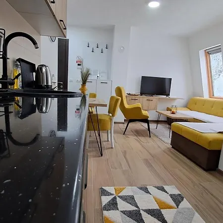 아파트 Apartman 